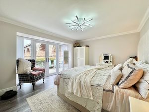 Photo 12- click for photo gallery